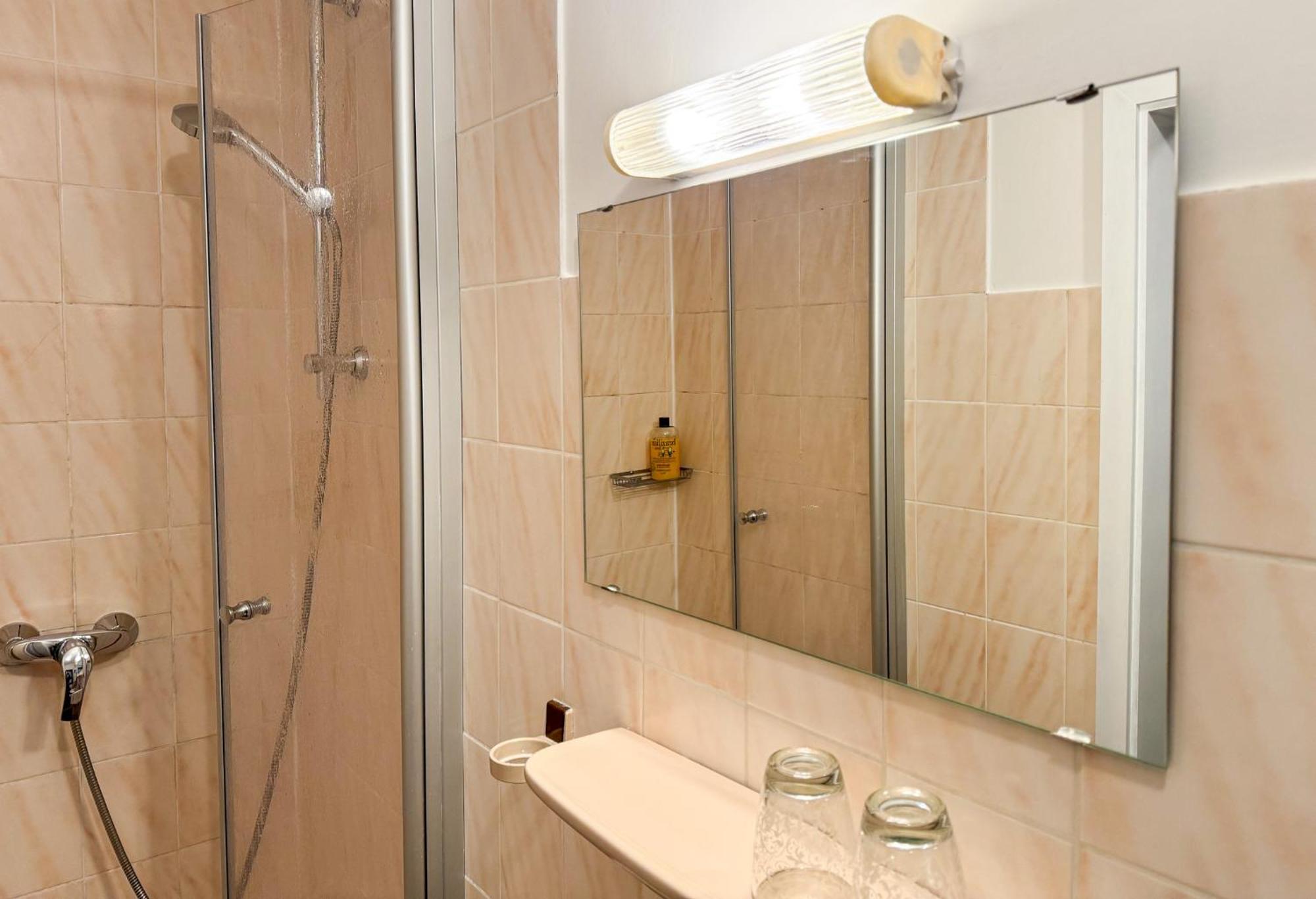 Apartment Parkplatz Garten Rad-Garage Freiburg im Breisgau Ngoại thất bức ảnh