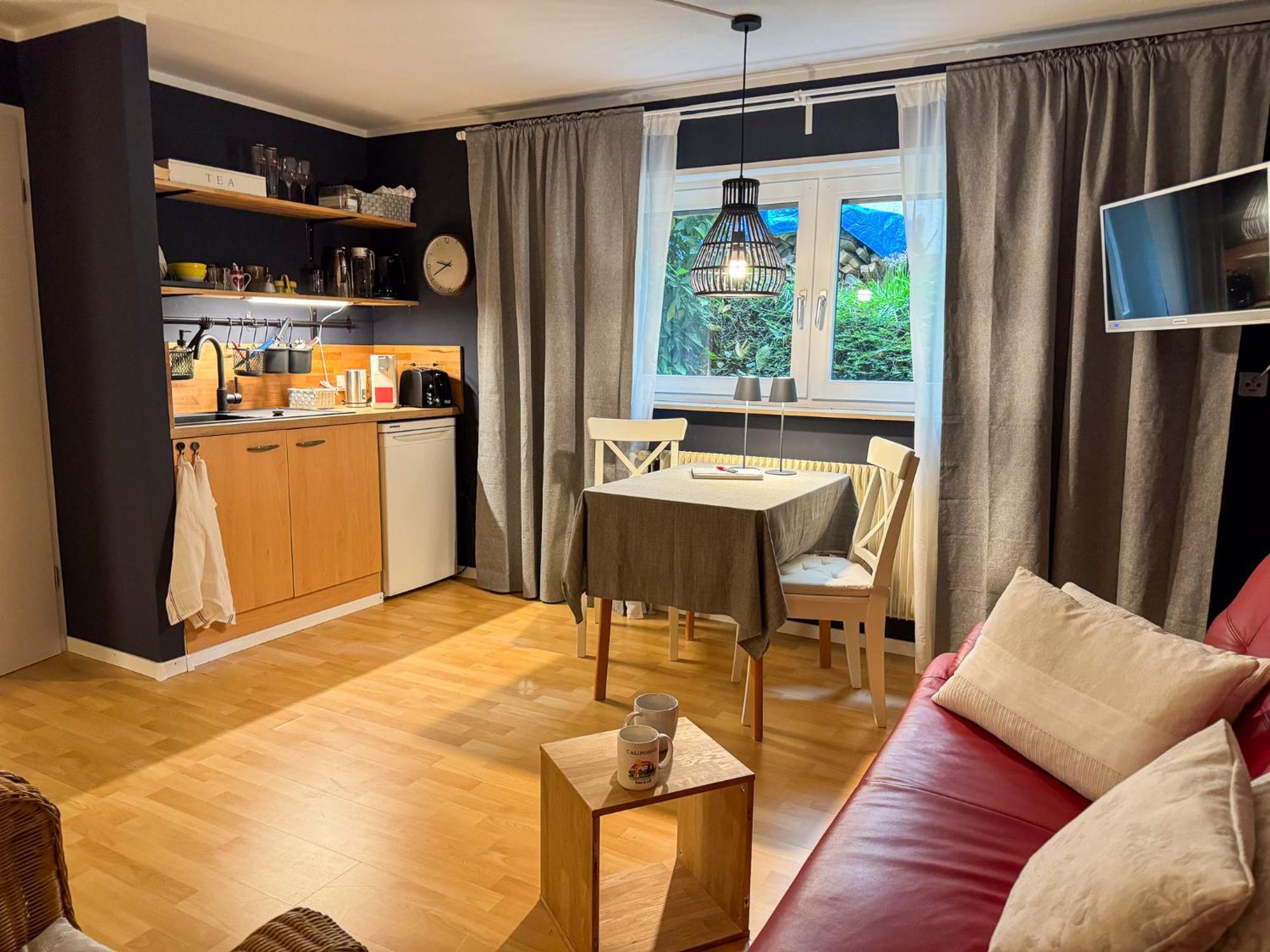 Apartment Parkplatz Garten Rad-Garage Freiburg im Breisgau Ngoại thất bức ảnh